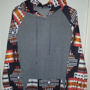 Xaun Zing tribal design hoodie